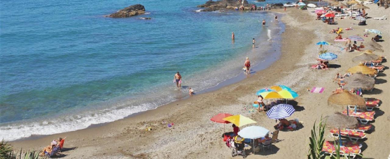 Holidays2Benalmadena Torrequebrada Sea View Front Beach With Pool Parking & Terraces Exterior foto