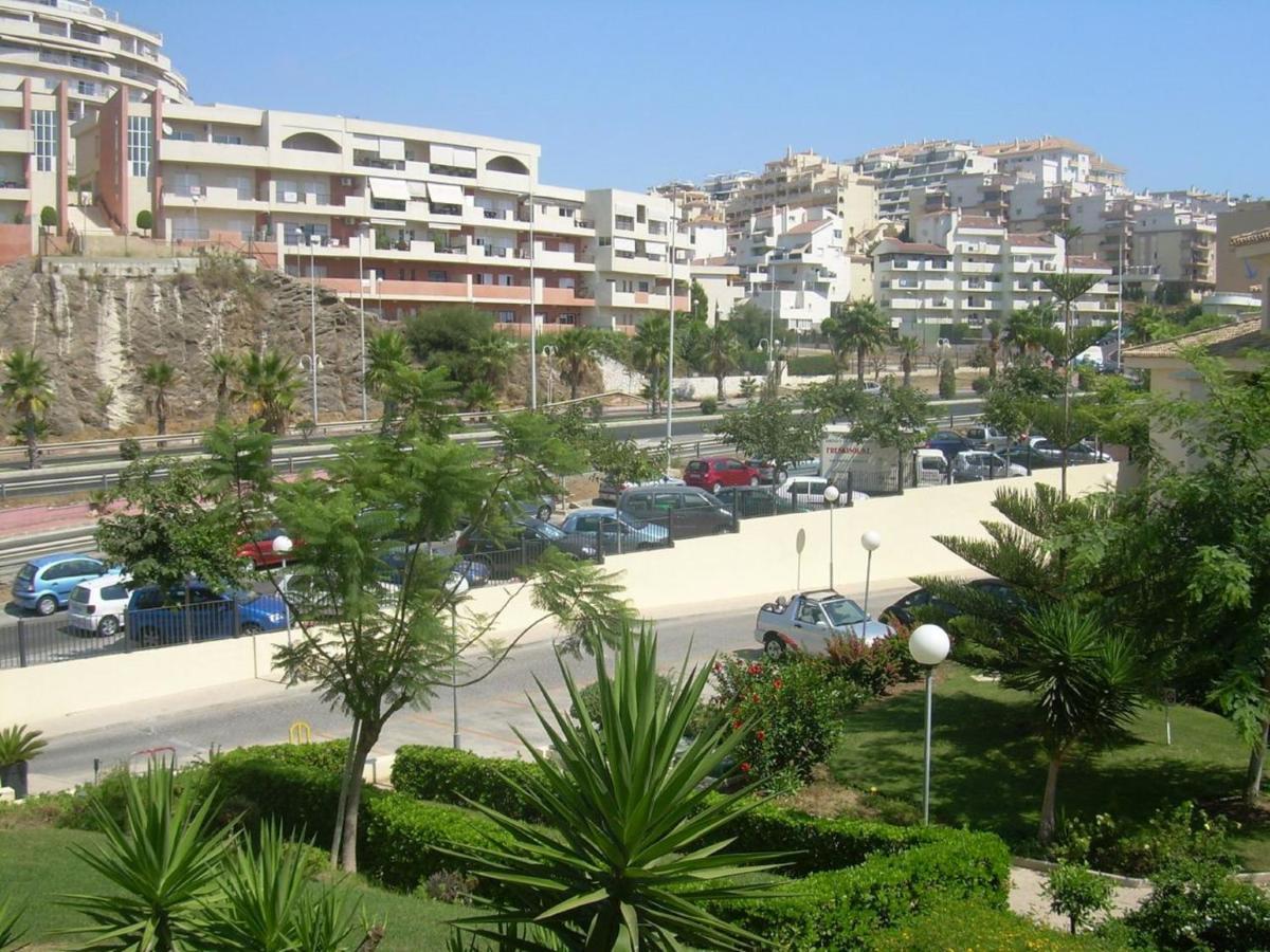 Holidays2Benalmadena Torrequebrada Sea View Front Beach With Pool Parking & Terraces Exterior foto
